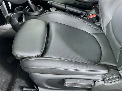 Used 2019 MINI Cooper S w/ Premium Package image 20