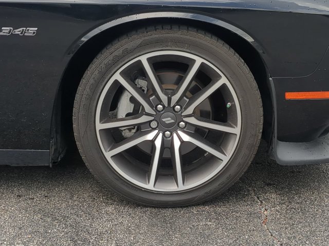Used 2023 Dodge Challenger R/T RWD image 12