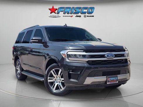 Used 2023 Ford Expedition XLT RWD image 1