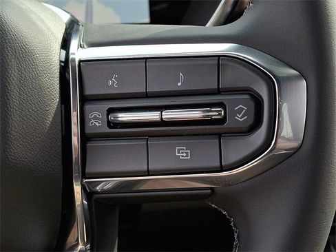 New 2026 GMC Canyon Elevation image 16