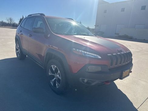 Used 2015 Jeep Cherokee Trailhawk w/ Cold Weather Group image 3