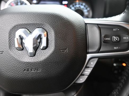 Used 2021 RAM 1500 Lone Star image 14