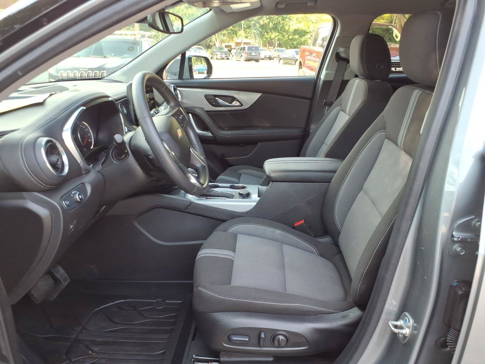 Used 2024 Chevrolet Blazer LT w/ Convenience Package FWD image 11