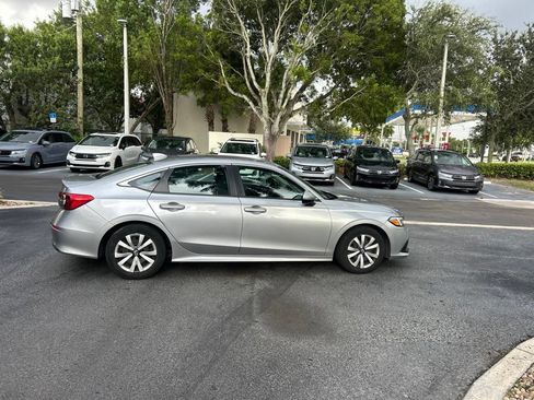 Used 2024 Honda Civic LX image 8