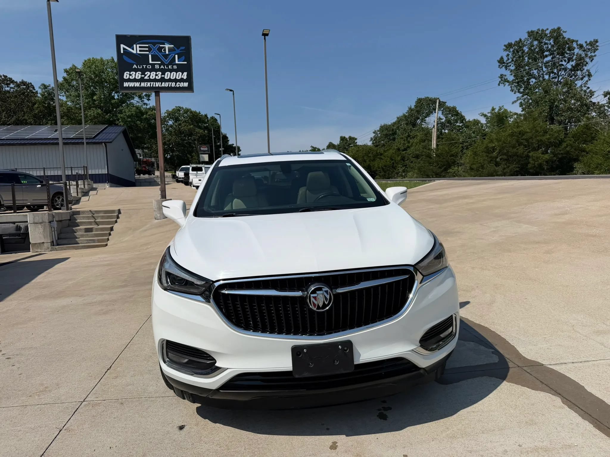 Used 2019 Buick Enclave Essence FWD image 4
