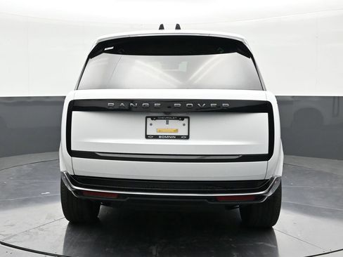 Used 2025 Land Rover Range Rover Long Wheelbase SE AWD/4WD image 4
