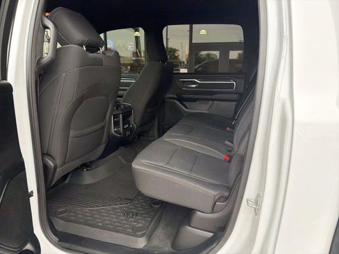 Used 2020 RAM 1500 Big Horn AWD/4WD image 3