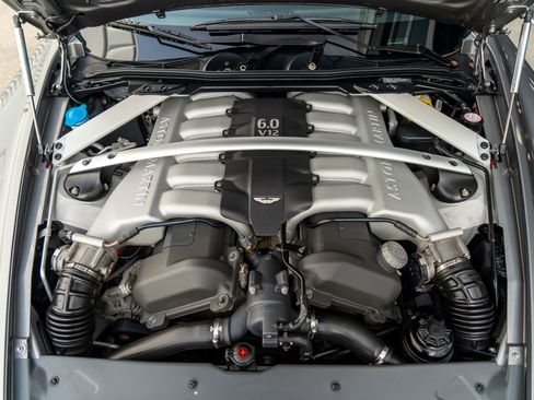 Used 2006 Aston Martin DB9 Coupe RWD image 36