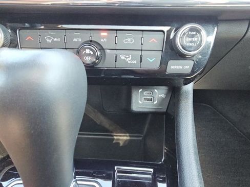 Used 2022 Jeep Compass Limited w/ Sun and Sound Group image 46