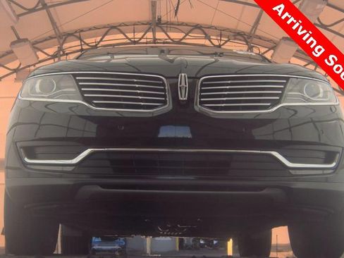 Used 2018 Lincoln MKX Reserve w/ Driver Assistance Package image 4