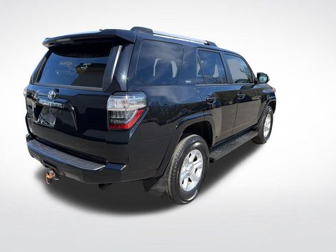 Used 2020 Toyota 4Runner SR5 Premium w/ Moonroof Package AWD/4WD image 8