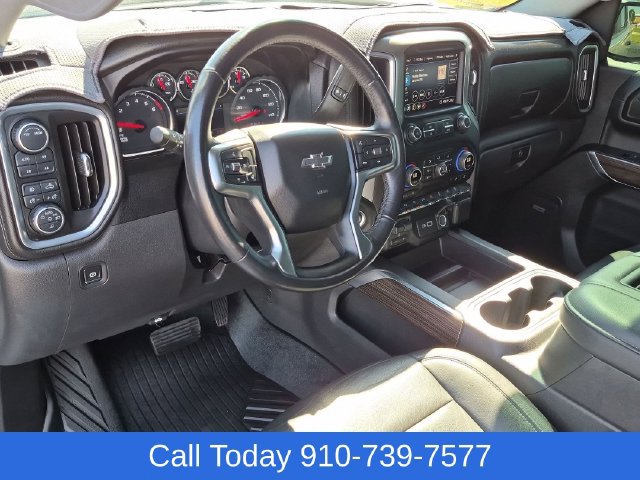 Used 2020 Chevrolet Silverado 1500 LT Trail Boss AWD/4WD image 17
