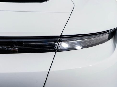 Used 2024 Porsche Taycan GTS w/ Premium Package (P6U) image 38