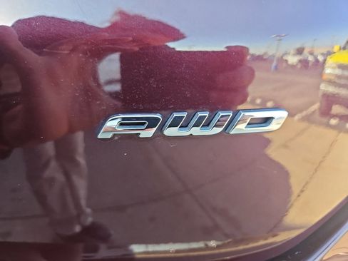 Used 2024 Ford Edge SEL image 23