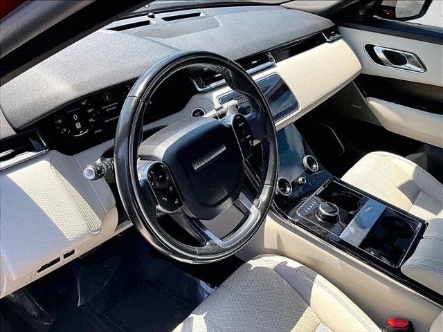 Used 2018 Land Rover Range Rover Velar R-Dynamic SE AWD/4WD image 14
