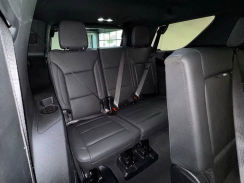 Used 2025 Chevrolet Tahoe LT AWD/4WD image 12