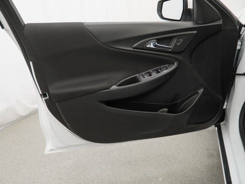 Used 2024 Chevrolet Malibu LT image 43