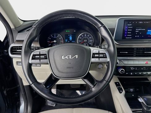 Certified 2022 Kia Telluride EX image 12