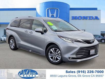 Used 2022 Toyota Sienna Limited