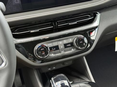 New 2026 Buick Envista Sport Touring w/ Convenience I Package FWD image 30