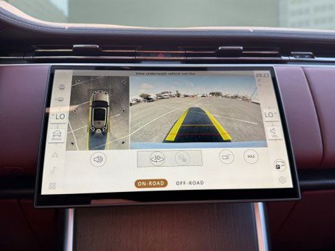 New 2026 Land Rover Range Rover SE image 25