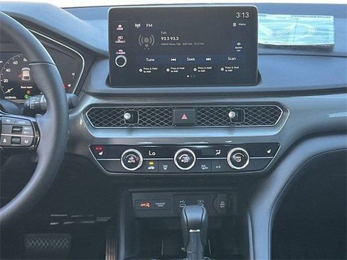 New 2026 Acura Integra FWD image 17
