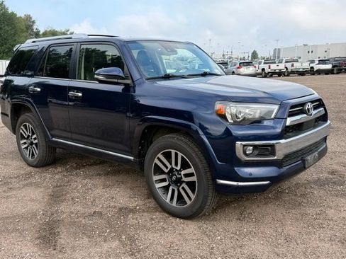 Used 2021 Toyota 4Runner Limited AWD/4WD image 7