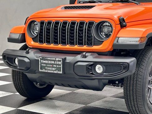 New 2025 Jeep Gladiator Sport AWD/4WD image 5