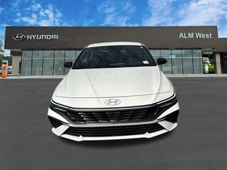 Used 2025 Hyundai Elantra Sport video 2