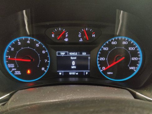 Used 2019 Chevrolet Equinox LS FWD image 23