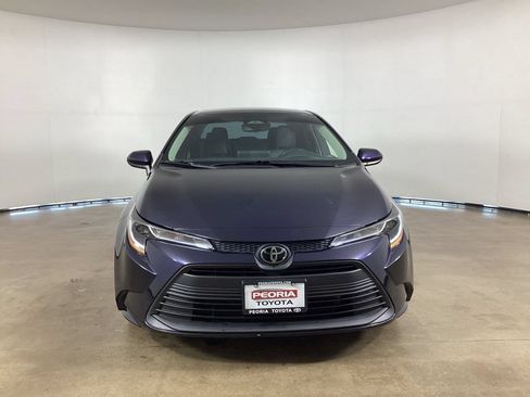Used 2023 Toyota Corolla LE FWD image 3
