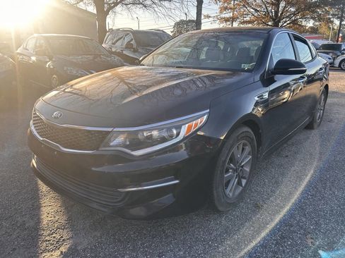 Used 2016 Kia Optima LX image 13