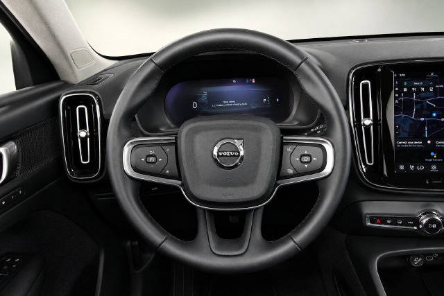 Certified 2026 Volvo XC40 B5 Plus w/ Protection Package Premier AWD/4WD image 7