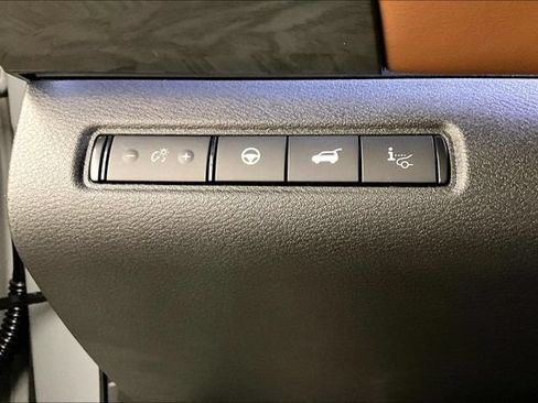 New 2026 Nissan Pathfinder Platinum w/ Cargo Package AWD/4WD image 28