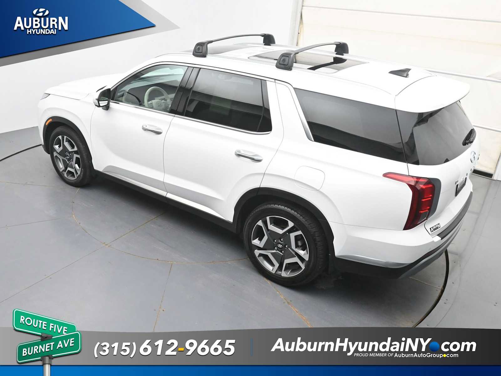 Certified 2024 Hyundai Palisade Limited AWD/4WD image 28