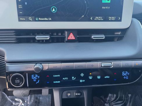 Used 2024 Hyundai Ioniq 5 SEL RWD image 21
