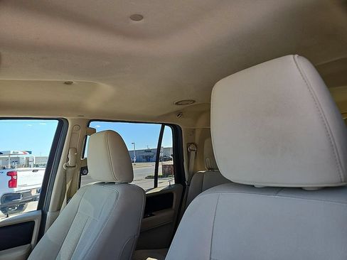 Used 2017 Ford Expedition XLT RWD image 20