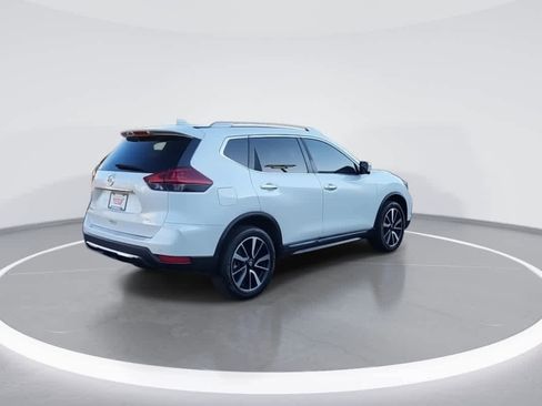 Used 2019 Nissan Rogue SL w/ Premium Package image 8