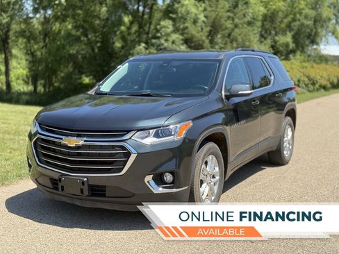 Used 2021 Chevrolet Traverse LT AWD/4WD image 1