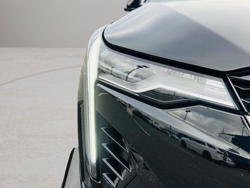 Used 2022 Cadillac CT4 V Blackwing w/ Carbon Fiber 1 Package image 12