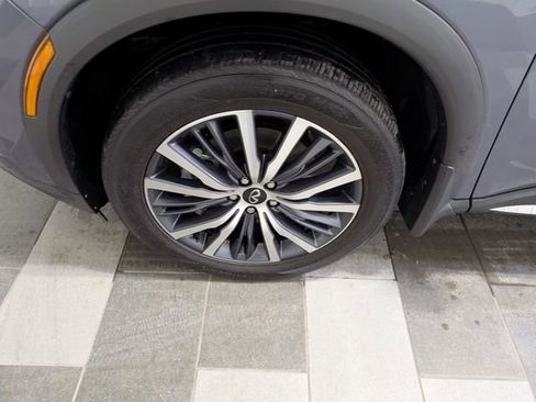 Used 2023 INFINITI QX60 Sensory w/ Vision Package AWD/4WD image 7