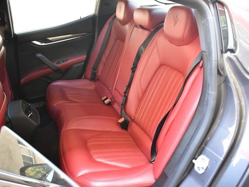 Used 2019 Maserati Ghibli RWD image 16
