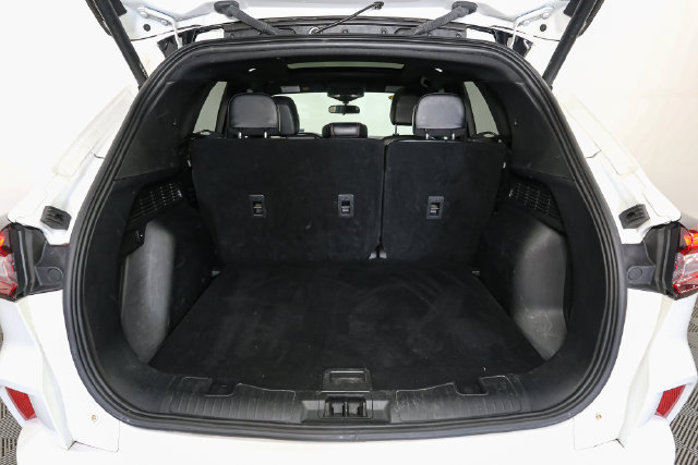 Used 2024 Ford Escape ST-Line w/ Tech Pack #1 AWD/4WD image 11