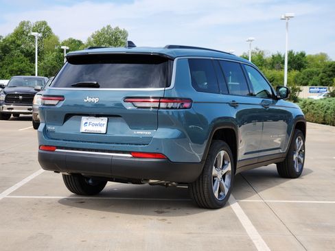 New 2026 Jeep Grand Cherokee L Limited AWD/4WD image 4