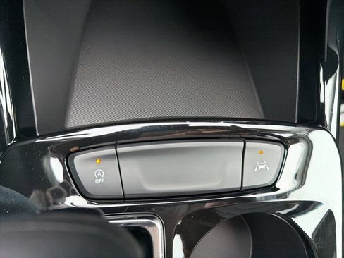 New 2026 Chevrolet Trax ACTIV w/ Driver Confidence Package image 18