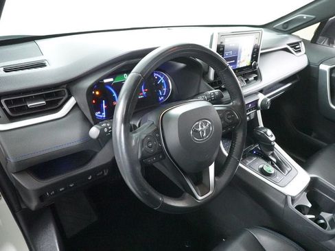 Used 2019 Toyota RAV4 XSE w/ XSE Weather Package AWD/4WD image 27