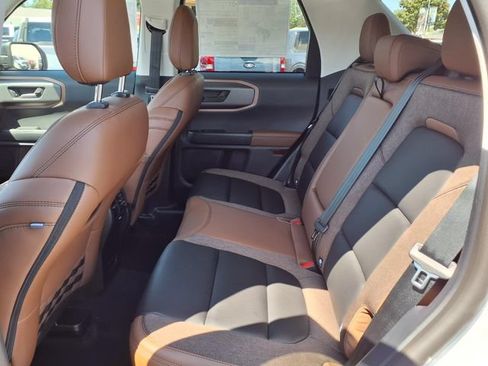 New 2026 Ford Bronco Sport Outer Banks w/ Outer Banks Tech Package+ AWD/4WD image 7