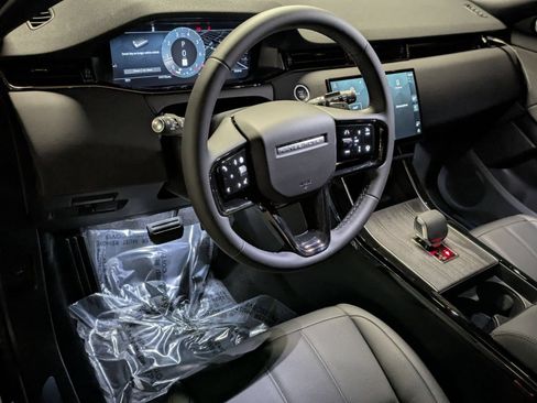 New 2026 Land Rover Range Rover Evoque S AWD/4WD image 16