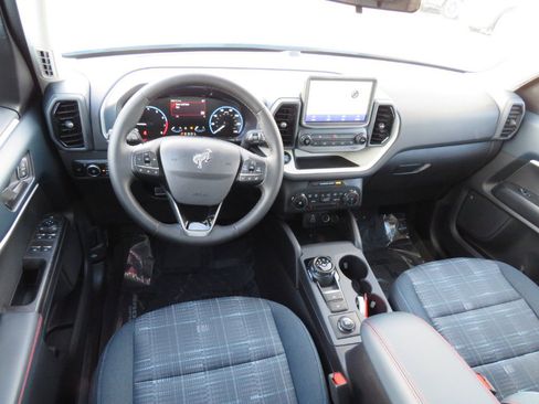 New 2024 Ford Bronco Sport Heritage w/ Heritage Convenience Package image 15