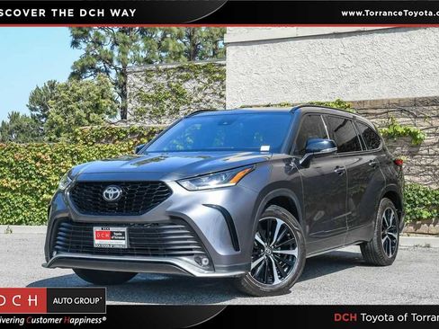 Used 2021 Toyota Highlander XSE AWD/4WD image 1